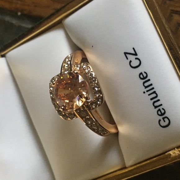 Square with Pave set Genuine CZ - Picture 1 of 6